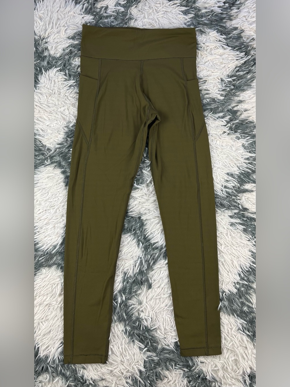 Aeropostale Women’s Olive Green Yoga Leggings Size Medium